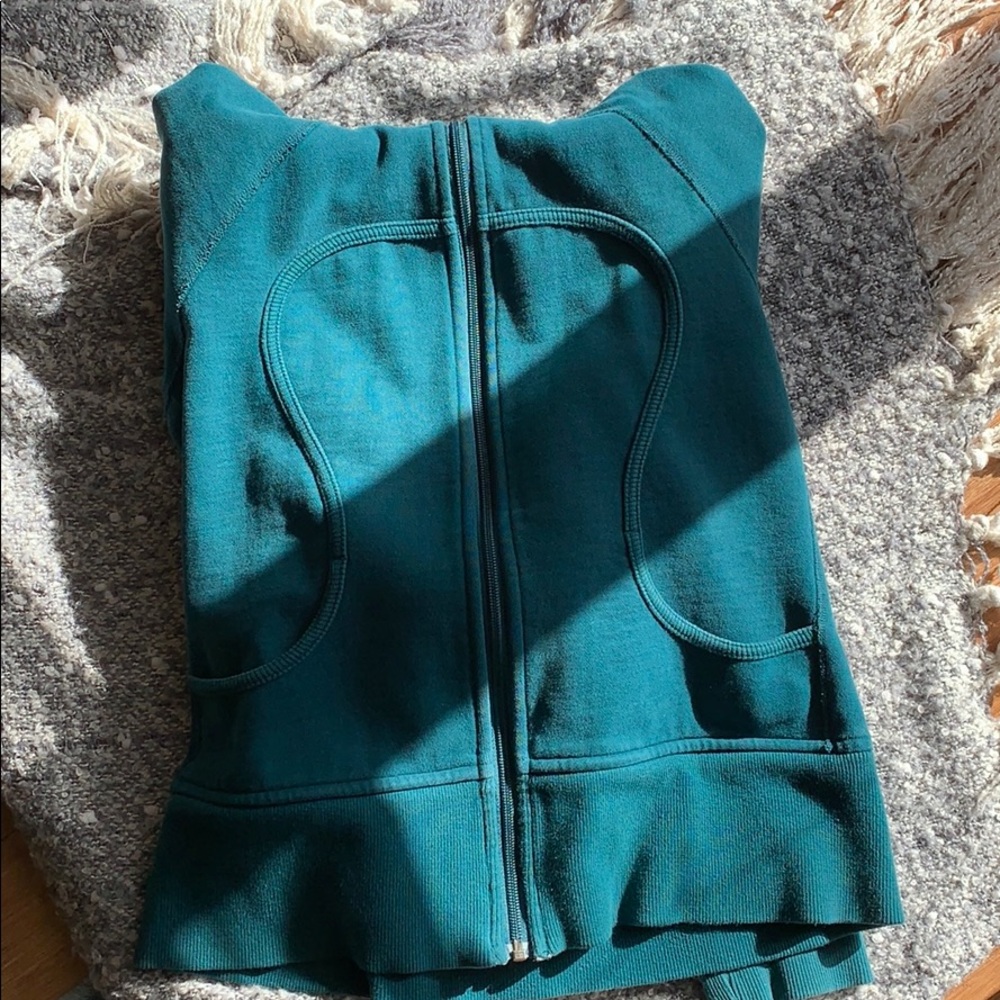 lululemon zip up hoody